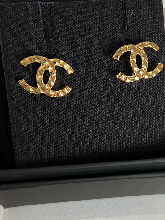 chanel earring