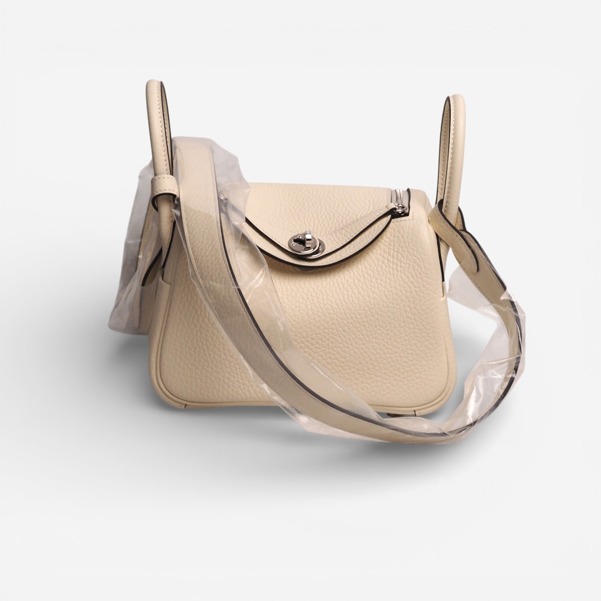 Hermès Mini Lindy Nata Clemence Palladium Hardware Stamp K