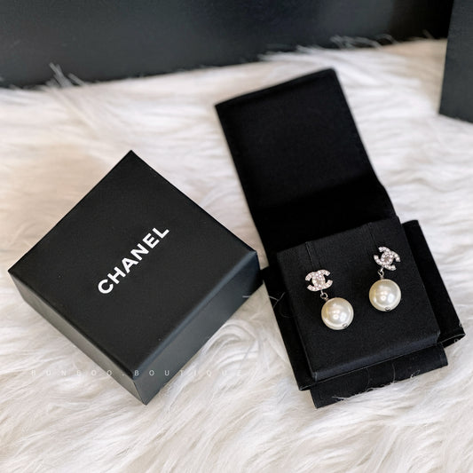 CHANEL CC Pearl Pendant Earrings