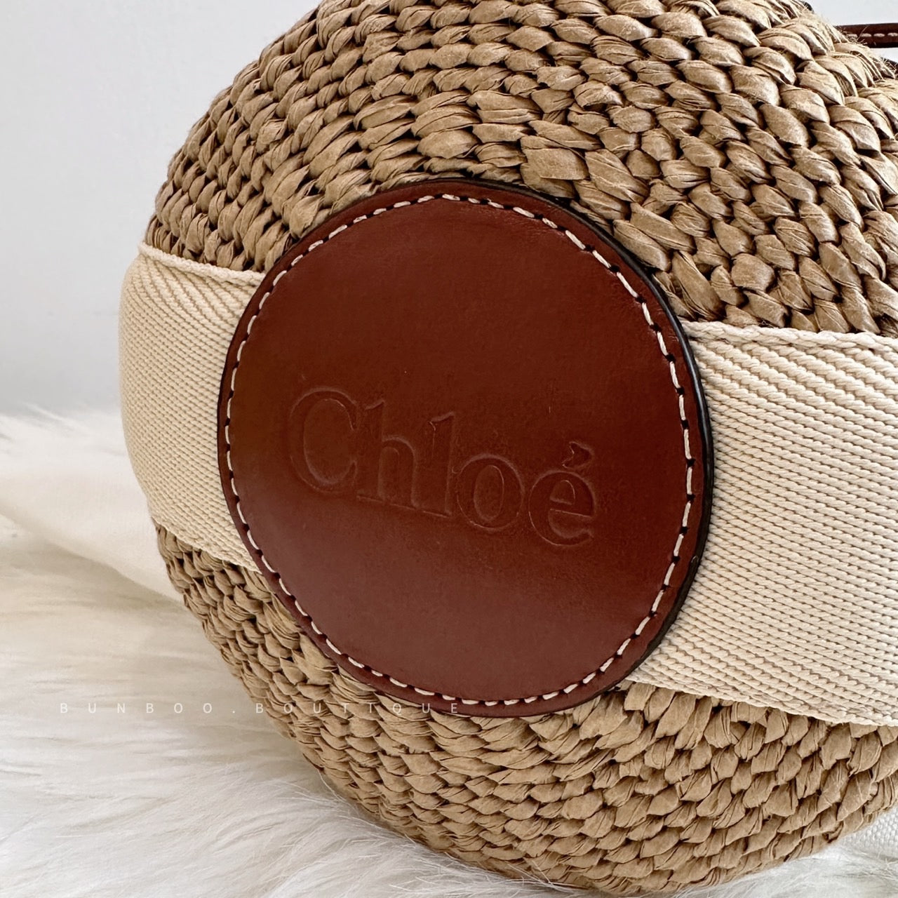 CHOLÉ Small Woody basket in natural fibers