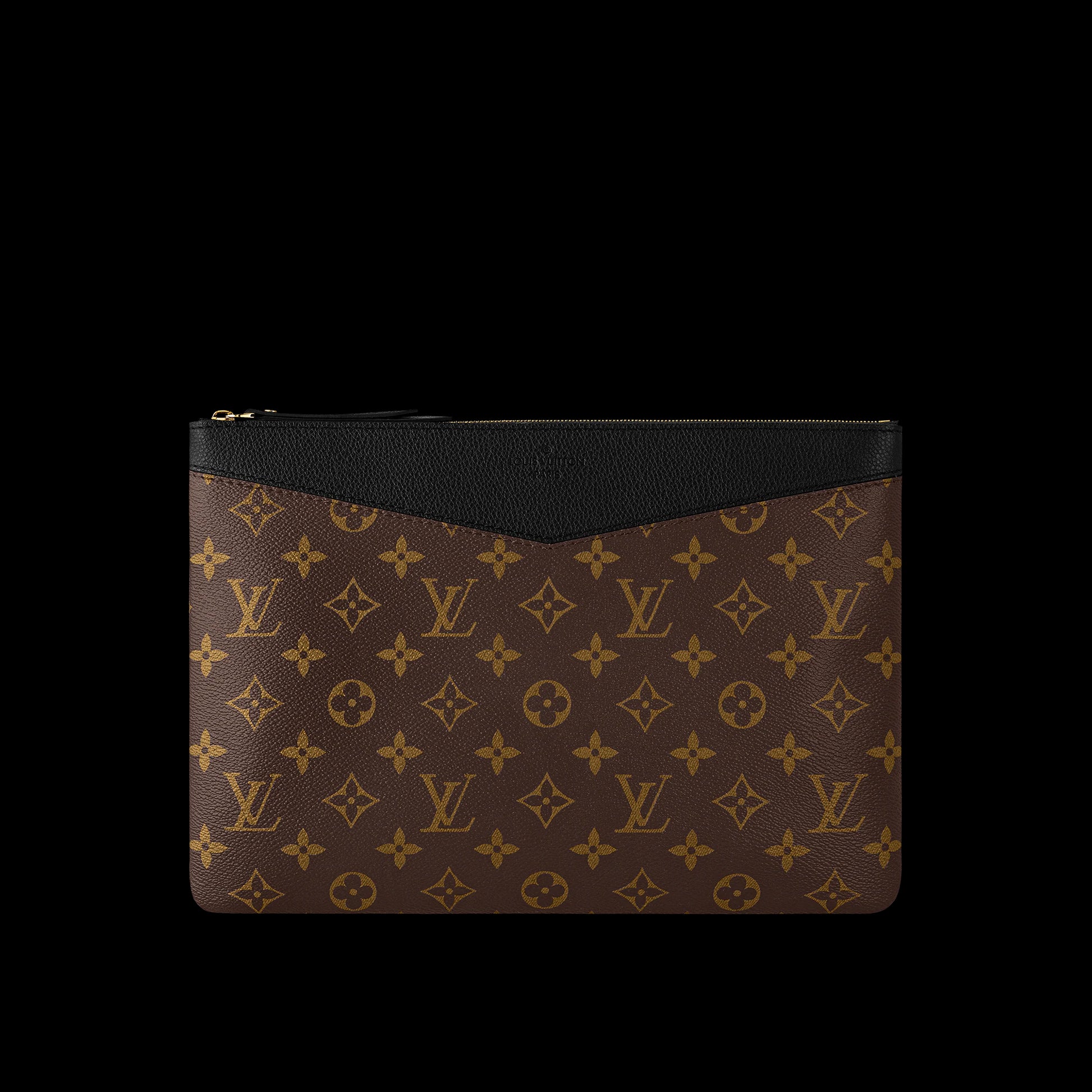 louis-vuitton-daily-pouch-monogram-canvas-wallets-and-small-leather-goods--M62048_PM2_Front view